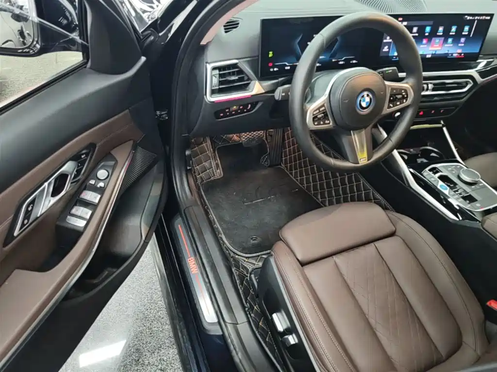 BMW i3 2022 eDrive 35 L фото 16
