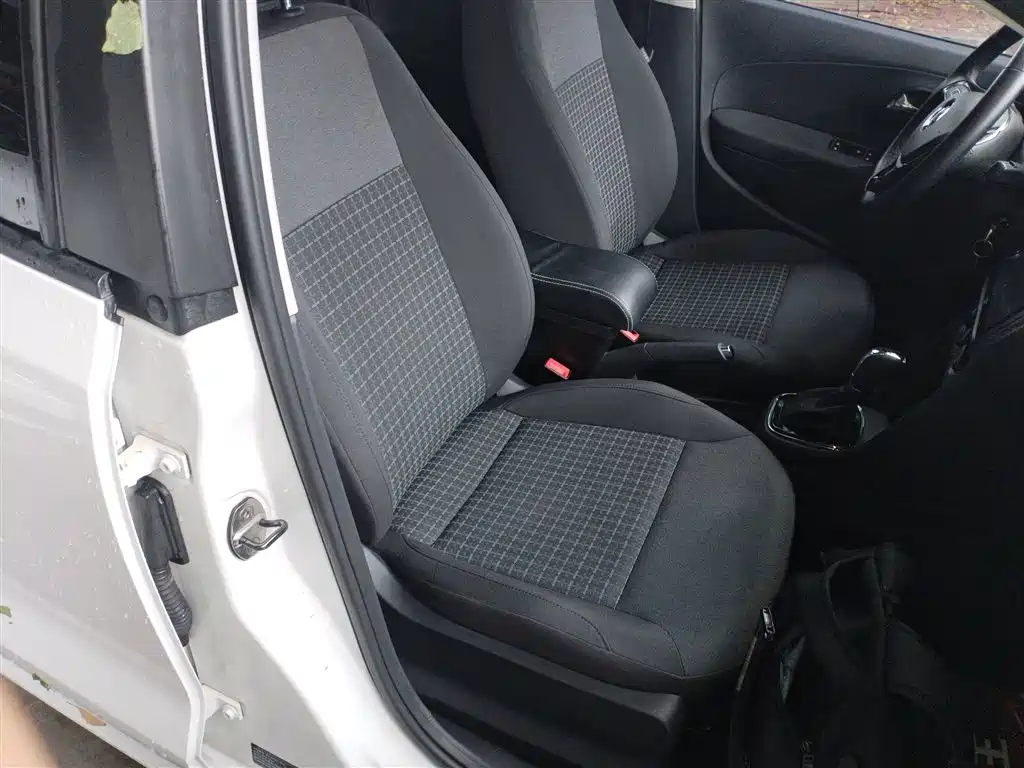Volkswagen Polo 2018 1.5L Auto Comfort фото 25