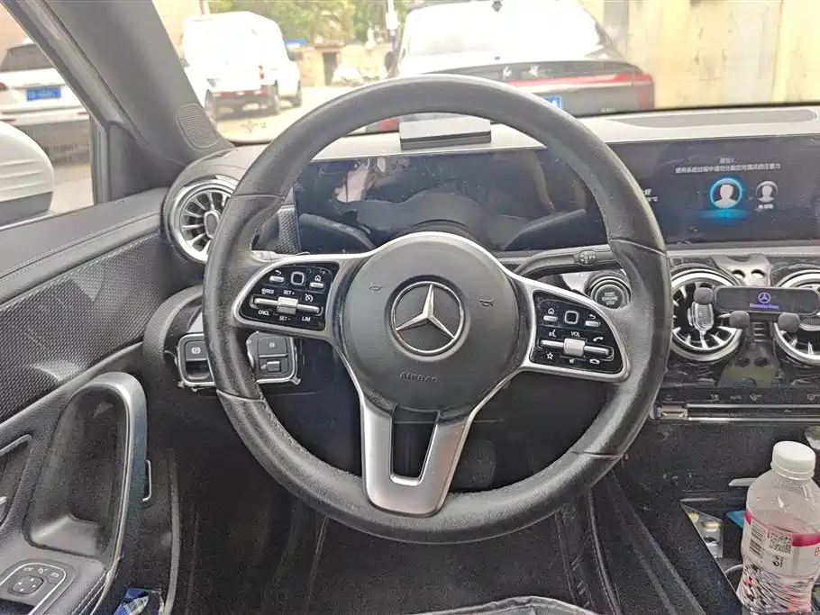 Mercedes-Benz A-Class 2021 A 200 L Sport Sedan Dynamic Type фото 15
