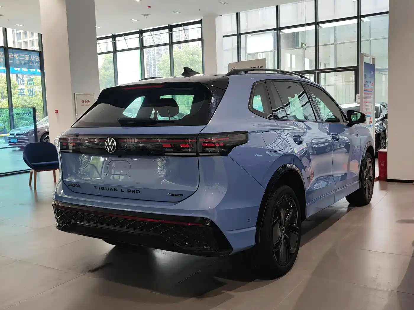 Volkswagen Tiguan L 2024 PRO 380TSI AWD R-Line Intelligent Leader Edition фото 4