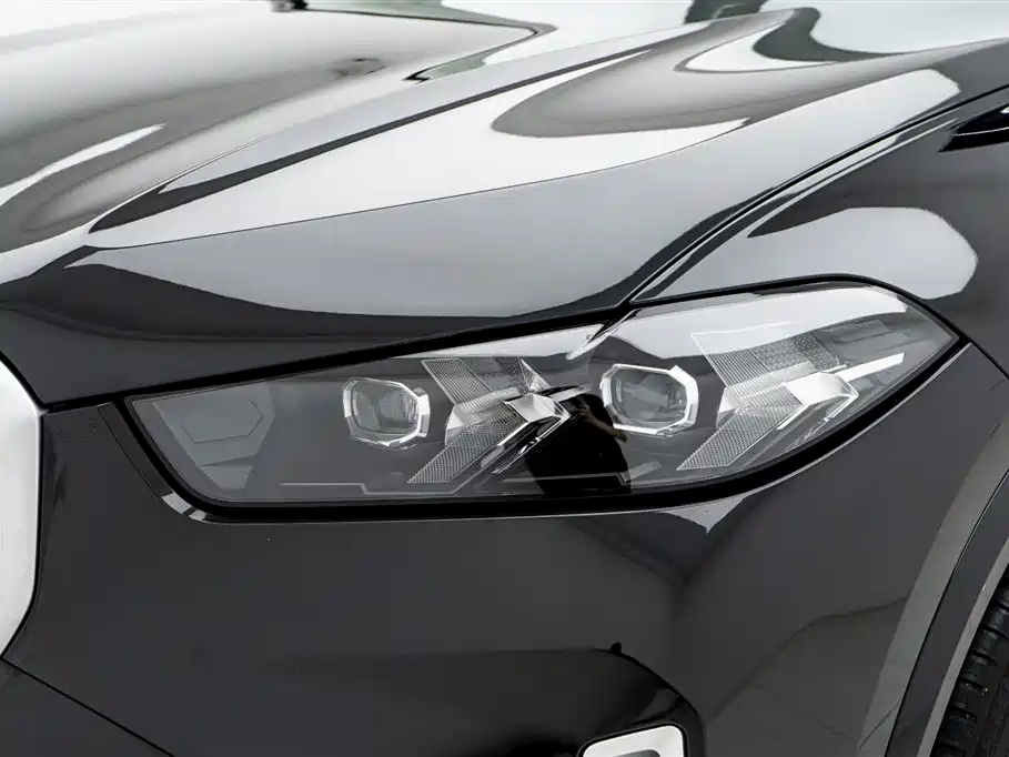 BMW X5 2023 xDrive 30Li Premium M Sport Package фото 10