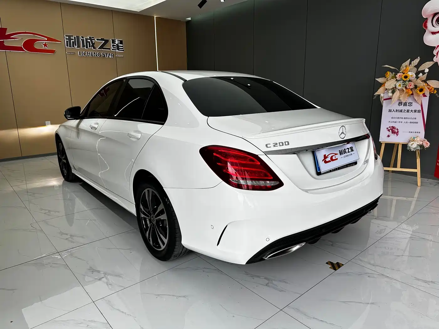 Mercedes-Benz C-Class 2018 C 200 Sport Edition фото 6