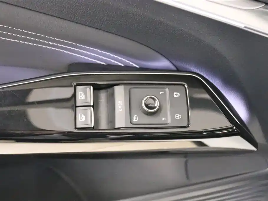 Volkswagen ID.4 CROZZ 2025 Pure Enjoyment Edition фото 14