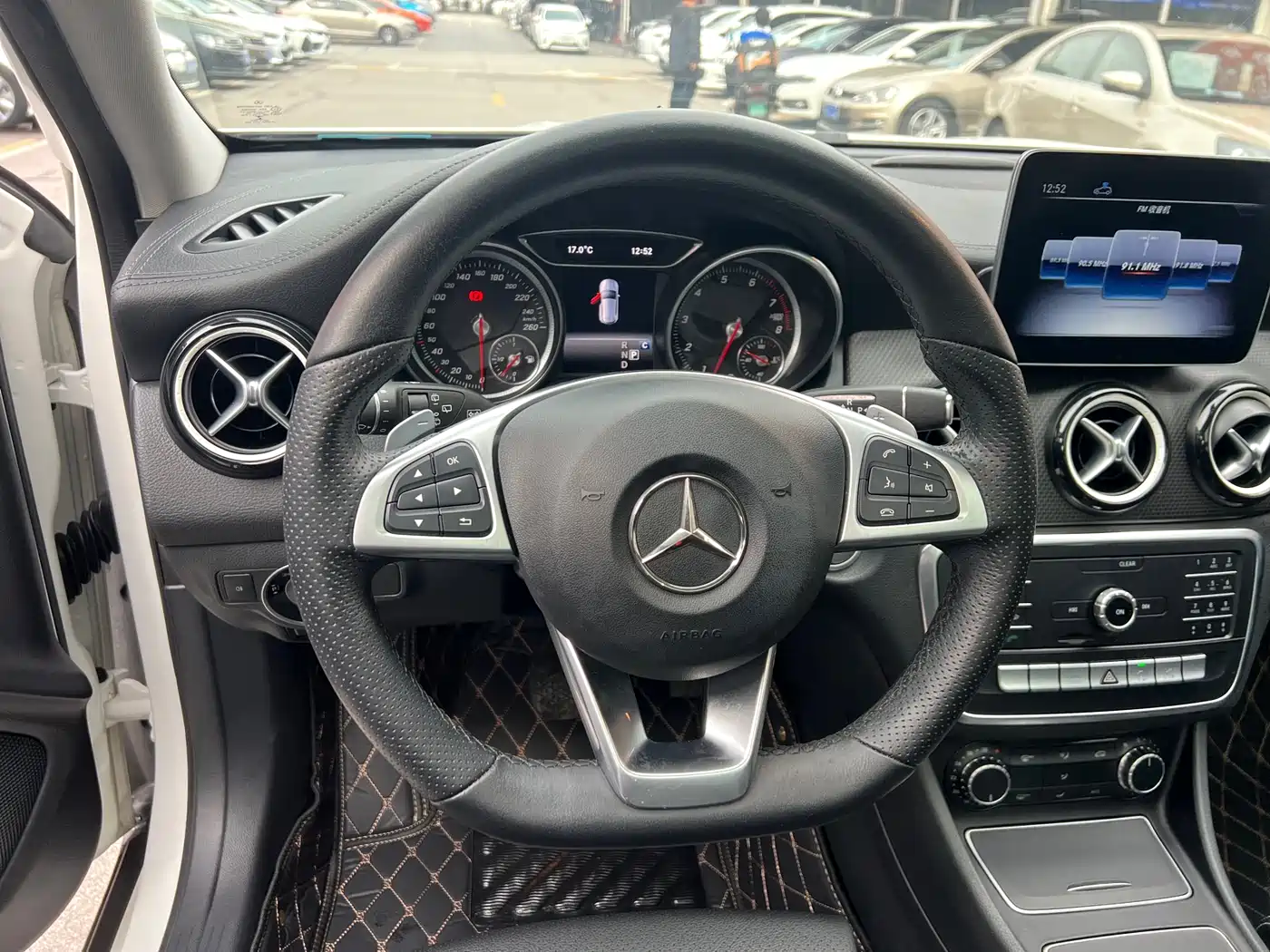 Mercedes-Benz GLA 2019 GLA 200 Fashion фото 12