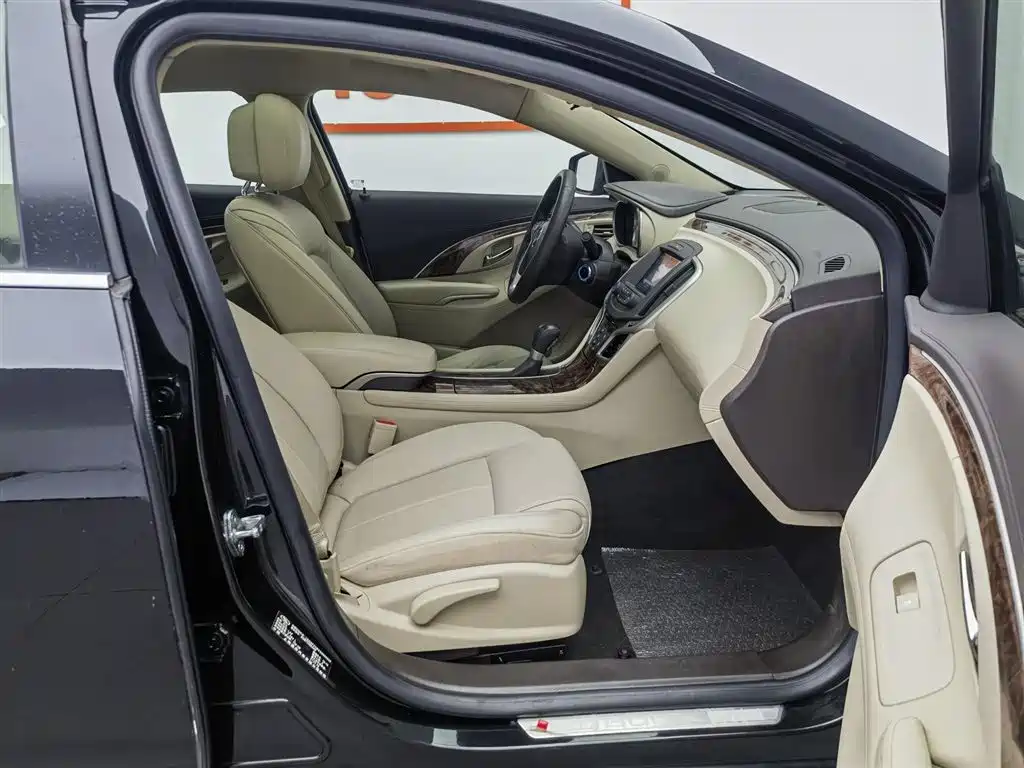 Buick LaCrosse 2013 2.4L SIDI Leading Comfort фото 23