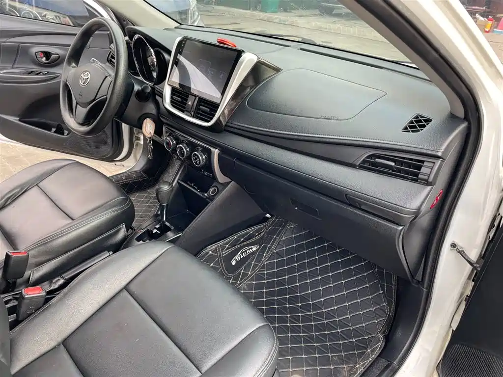 Toyota Vios FS 2017 1.5L CVT Fengchi Edition фото 10