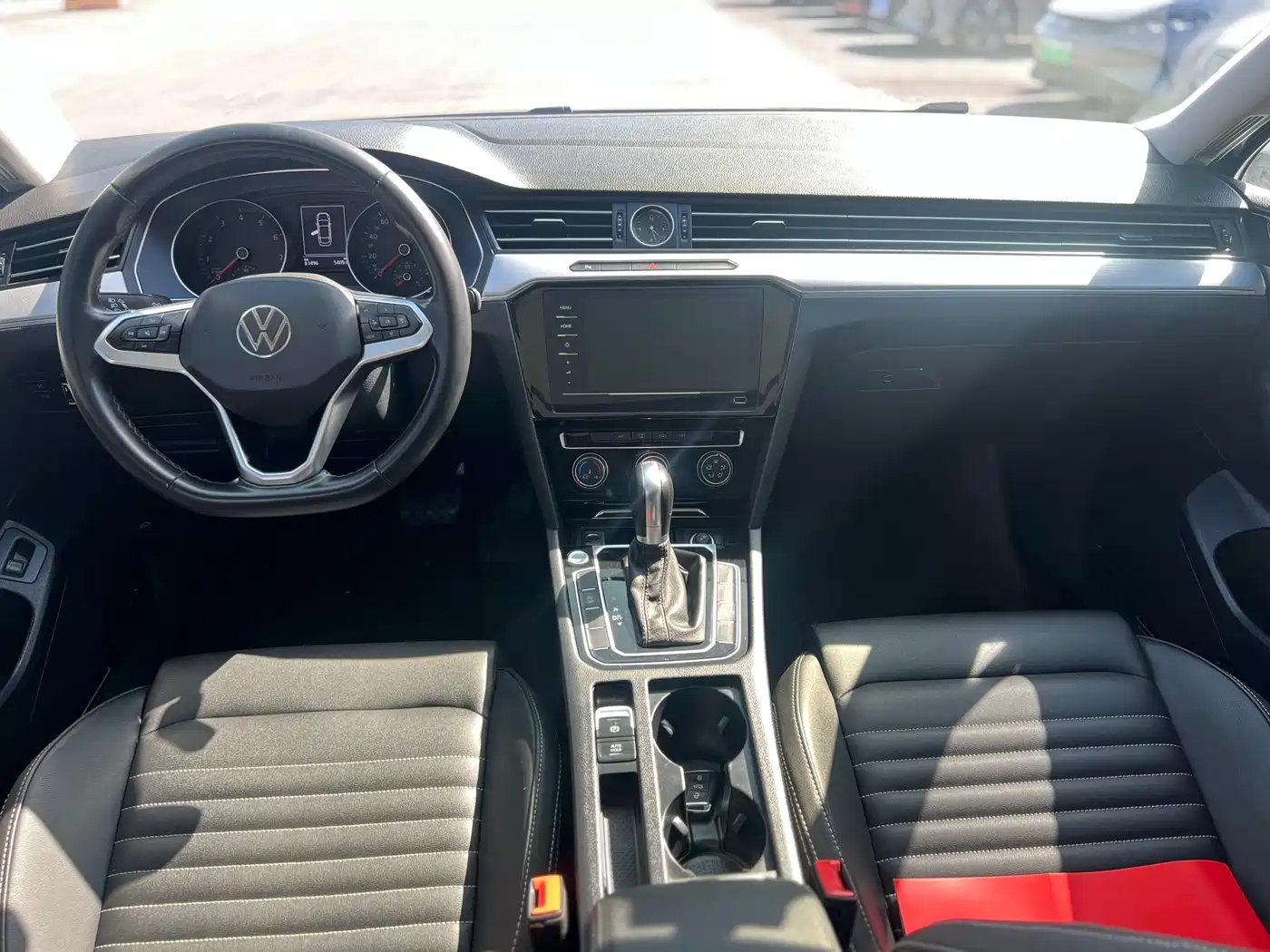 Volkswagen Magotan 2023 2 Million Units Commemorative Edition 280TSI DSG Comfort фото 6
