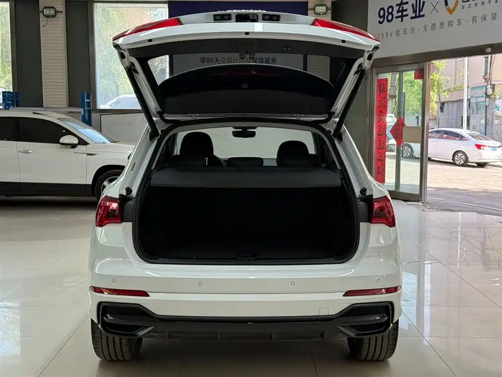 Audi Q3 2023 35 TFSI Fashion Dynamic (1.4T) фото 23