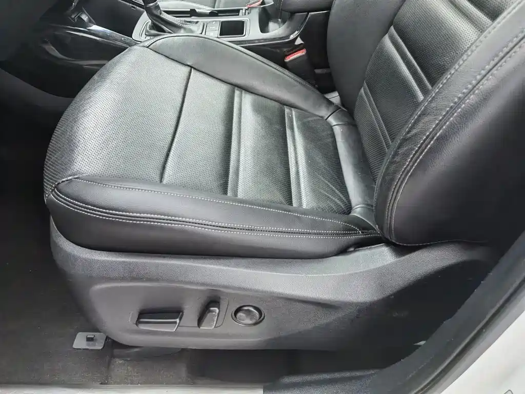 Kia Sorento 2015 Sorento L 2.4L Gasoline 4WD Elite 5-seater China IV фото 20