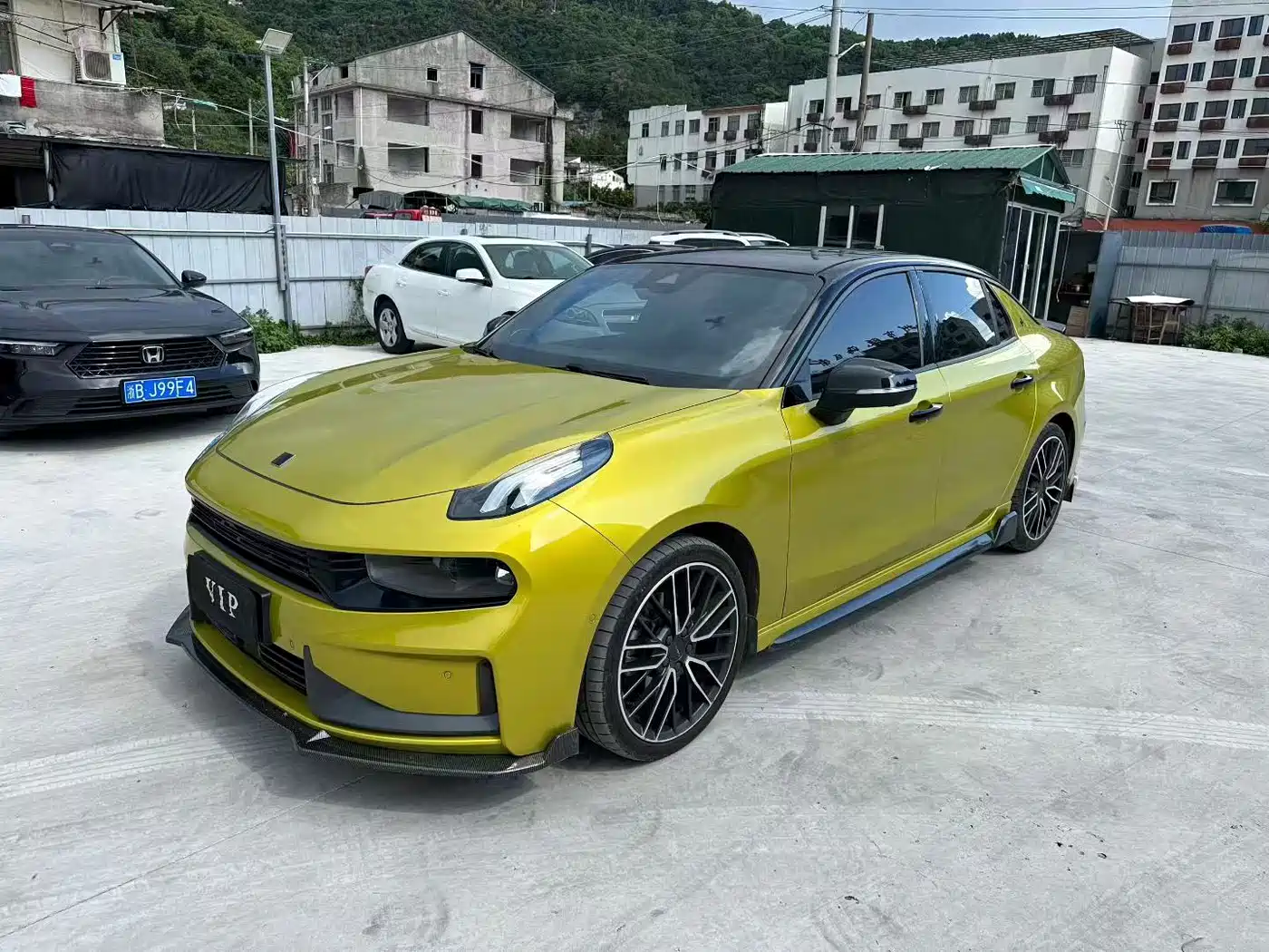 Lynk & Co 03 2021 03+ 2.0TD Auto Performance Package Edition