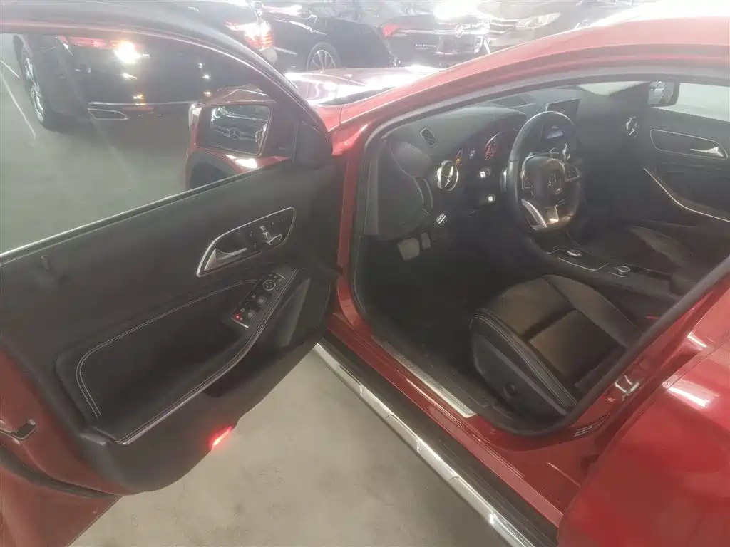 Mercedes-Benz GLA 2019 GLA 200 Fashion фото 16