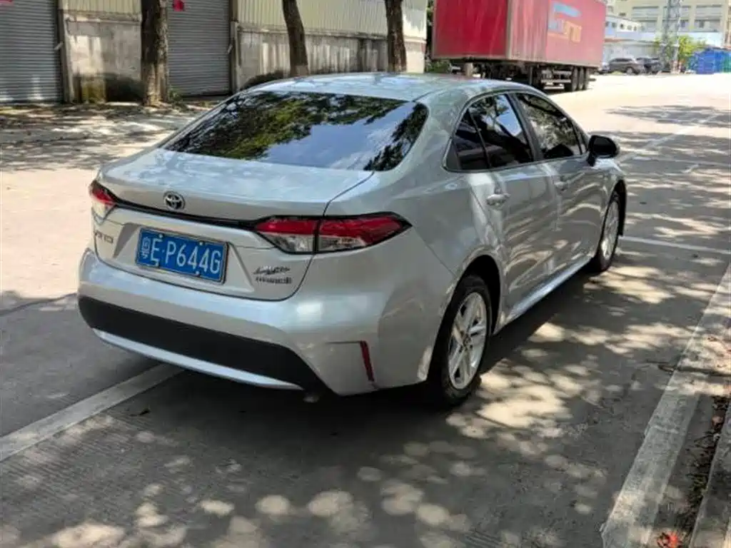 Toyota Levin 2021 Dual Engine 1.8H E-CVT Luxury Edition фото 6