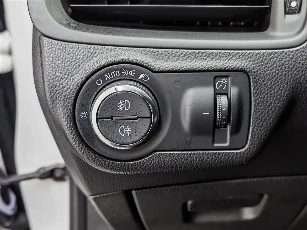 Buick Envision Plus 2017 28T AWD Elite фото 21