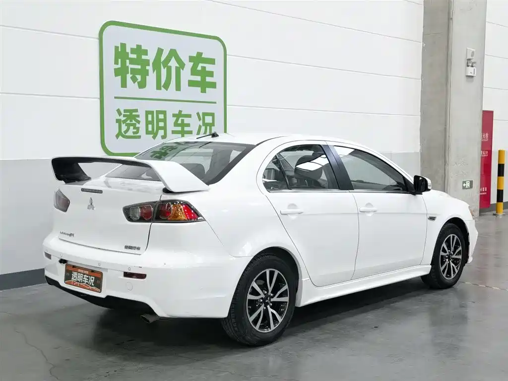 Mitsubishi Lancer EX 2015 1.8L Manual Premium Edition China V фото 2