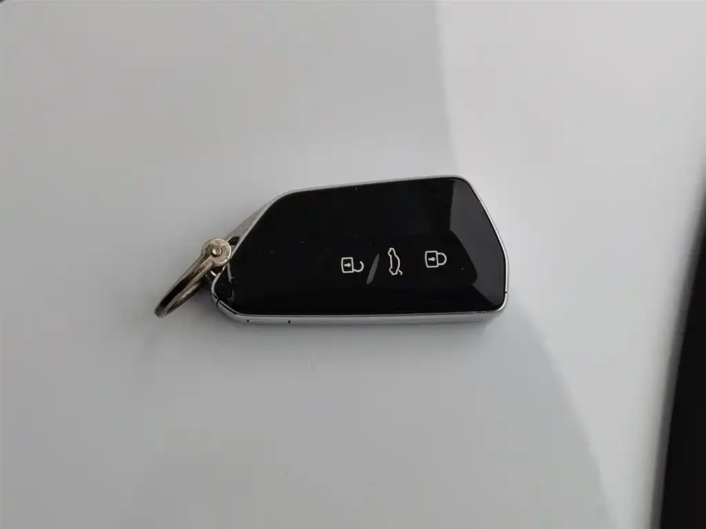 Volkswagen ID.3 2023 Ultimate Smart Edition фото 19