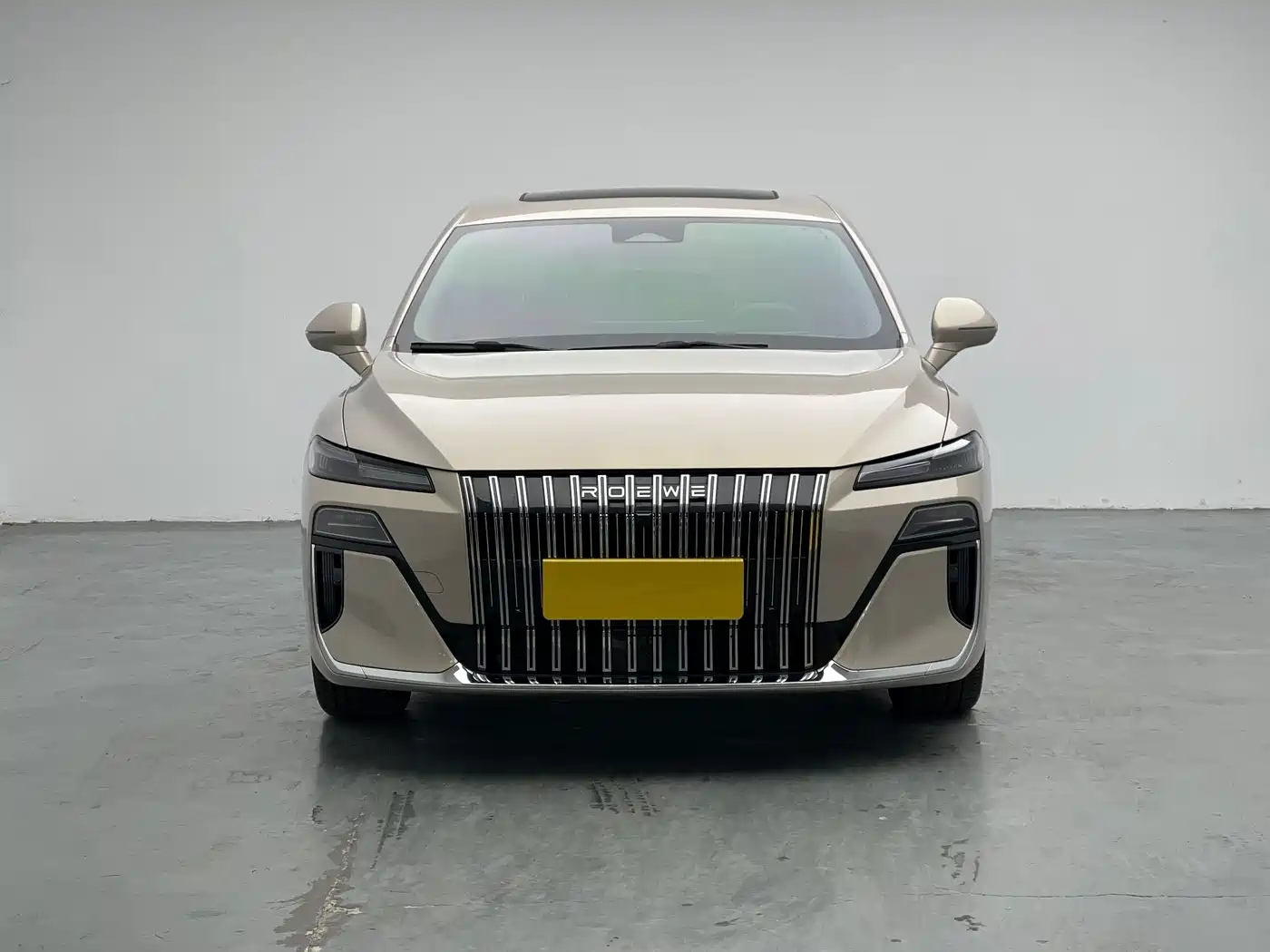 Roewe M7 DMH 2025 2025 1.5T 115km Mid-range