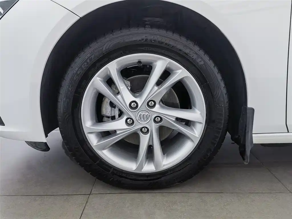 BUICK REGAL