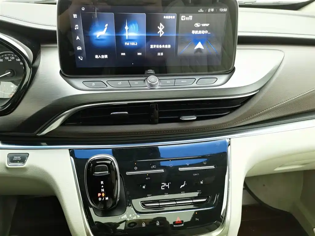 Buick GL8 2021 Land Business Class 652T Luxury фото 12