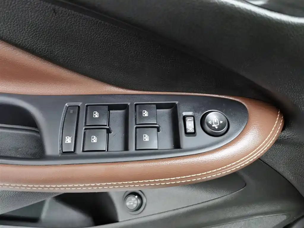 BUICK ANGKEWEI PLUS