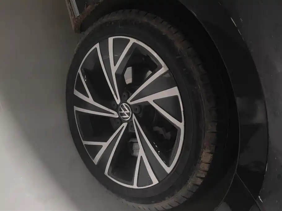 Volkswagen Magotan 2020 330TSI DSG Luxury фото 6