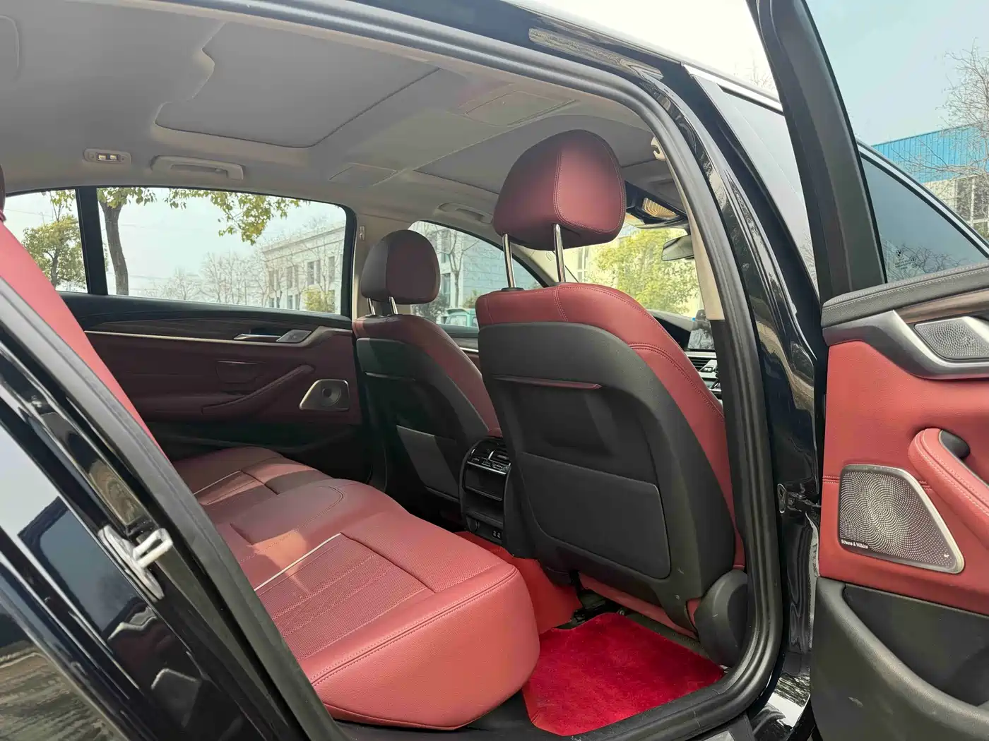 BMW 5 Series 2022 530Li Leading Luxury Package фото 9