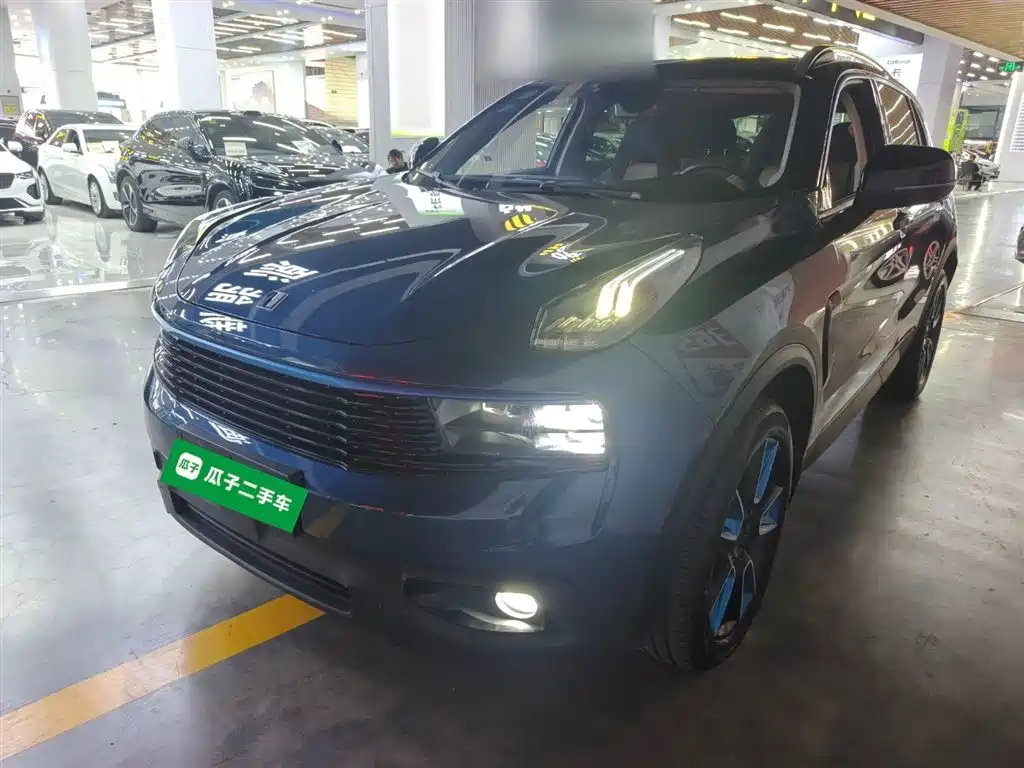 Lynk & Co 01 2017 2.0T 2WD Pro Shine Edition