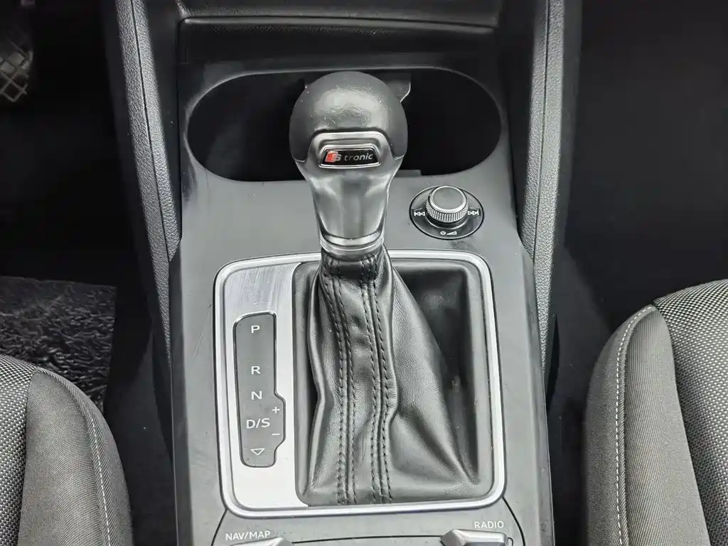 Audi Q2L 2020 35 TFSI Progressive Dynamic Model фото 13