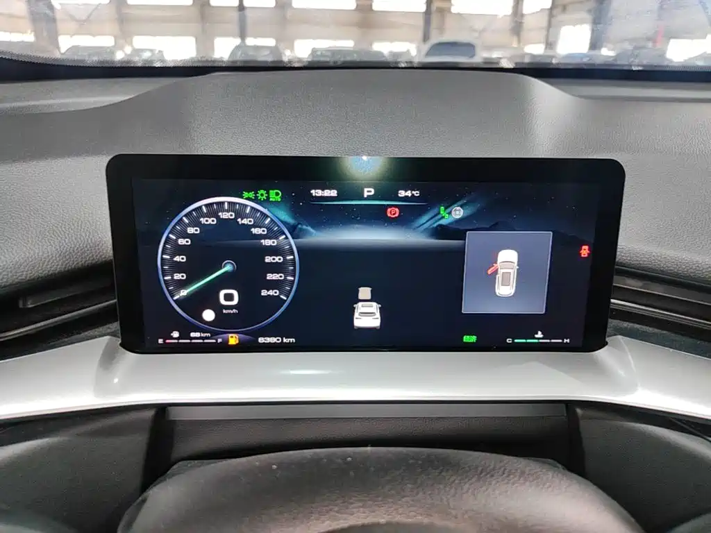 Фото 8 - Haval H6