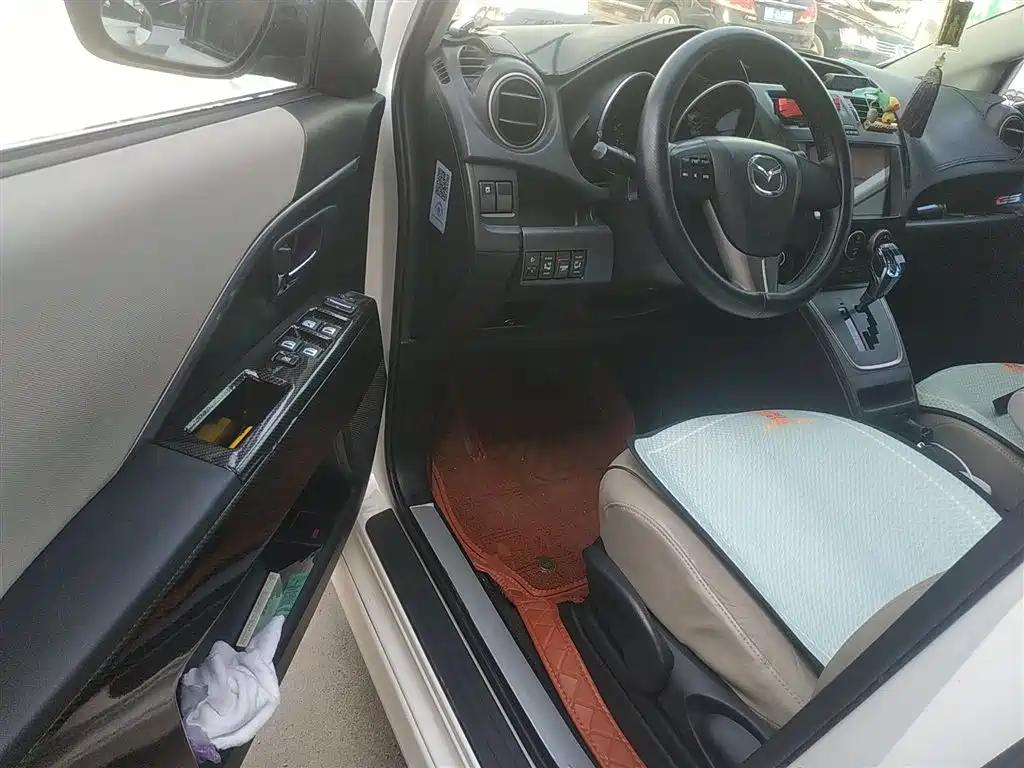 Mazda Mazda5 2014 2013 2.0L Automatic Luxury