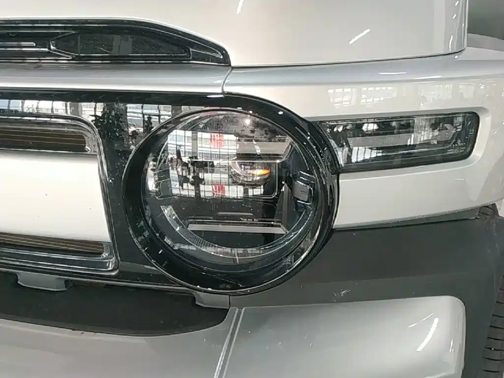 iCAR V23 2025 2025 FWD Premium Model