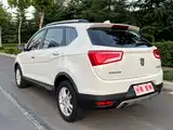 Фото 14 - Baojun 560