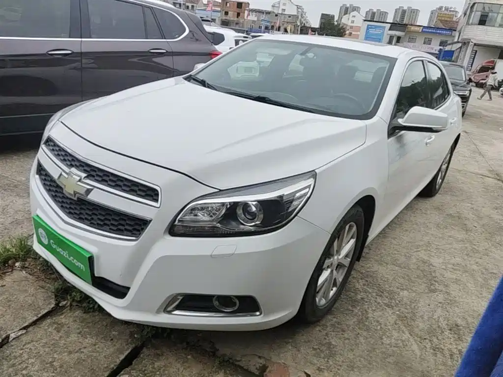 Chevrolet Malibu 2014 2.0L Automatic Luxury фото 2