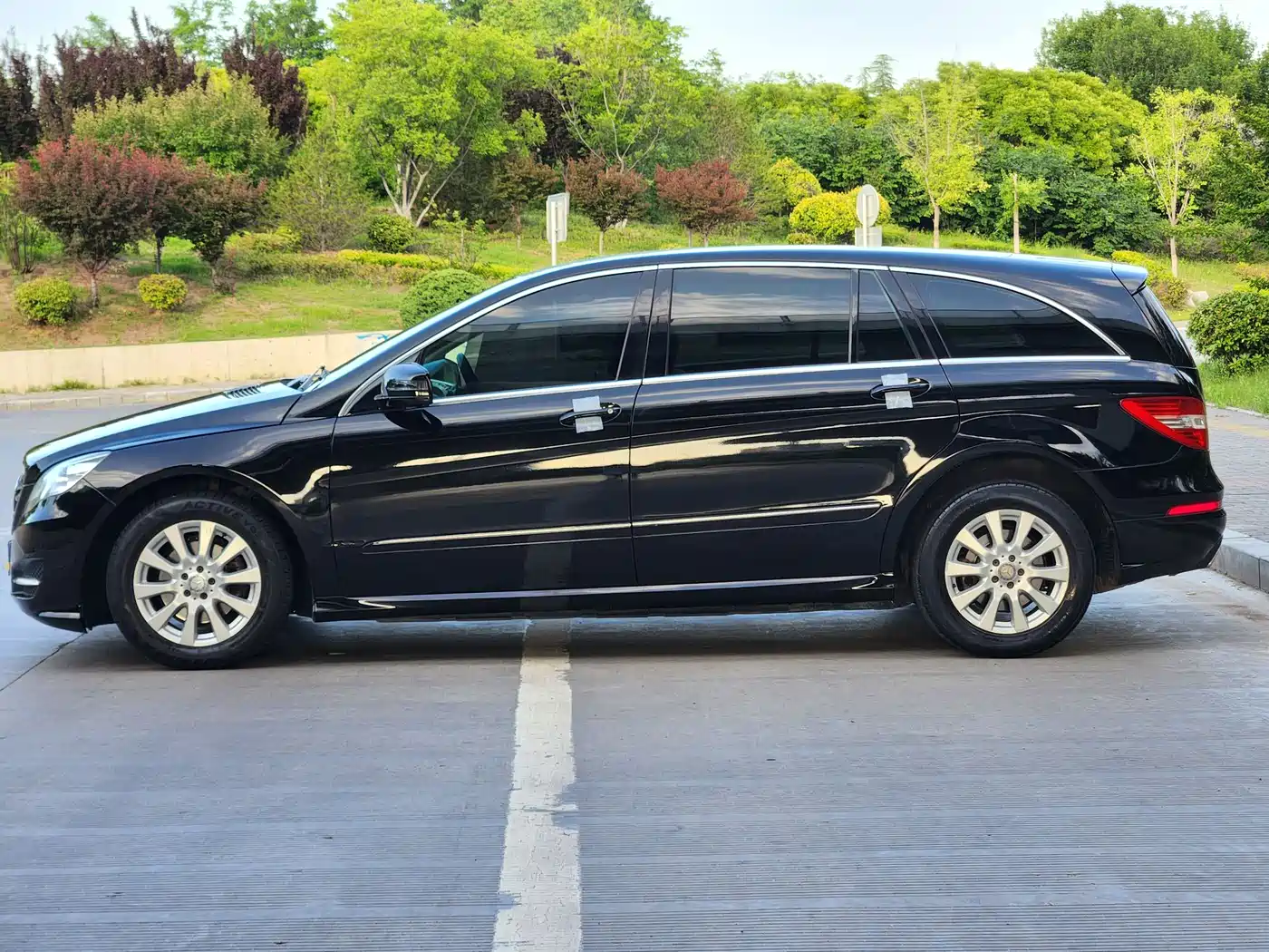 Mercedes-Benz R-Class 2011 R 350 L 4MATIC фото 9