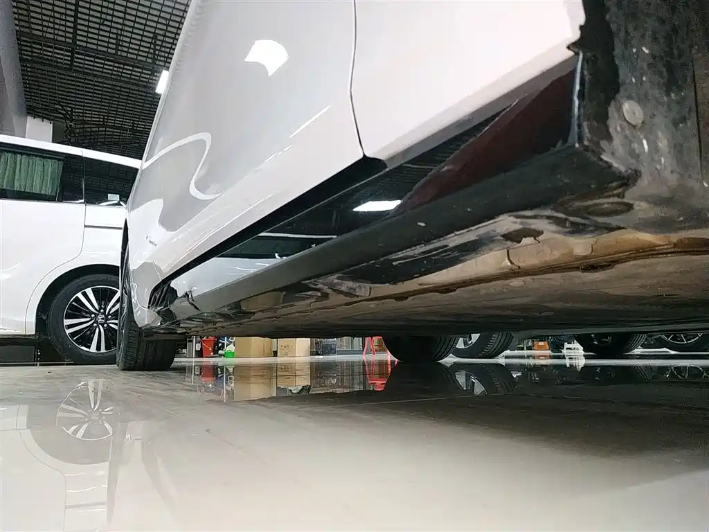 BYD Seal 2022 550km Standard Range RWD Premium фото 21