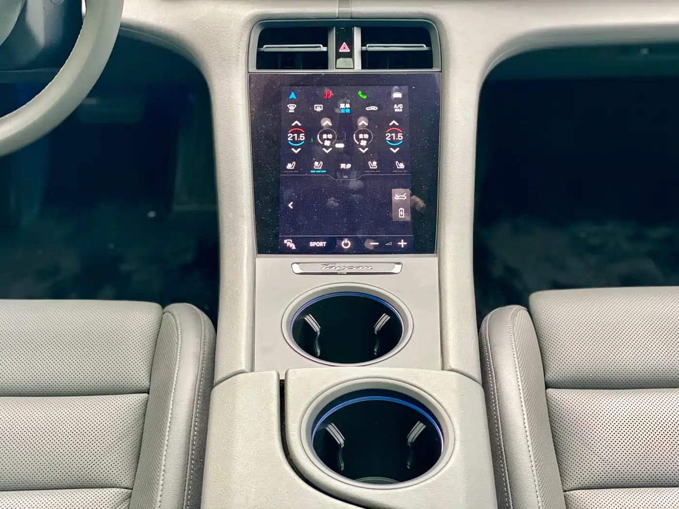Porsche Taycan 2019 Taycan 4S фото 20