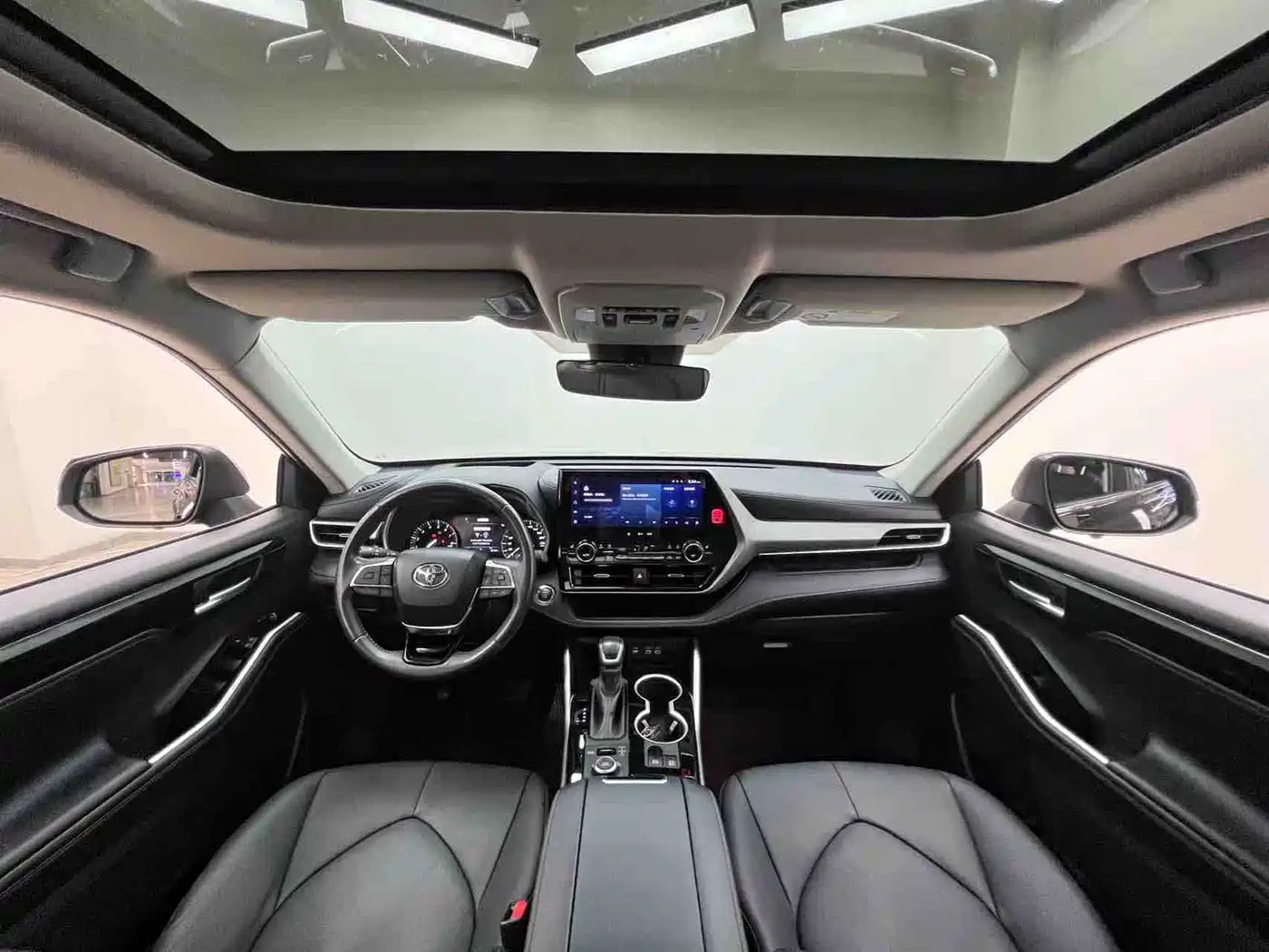 Toyota Highlander 2024 380T AWD Premium 7-Seater фото 13