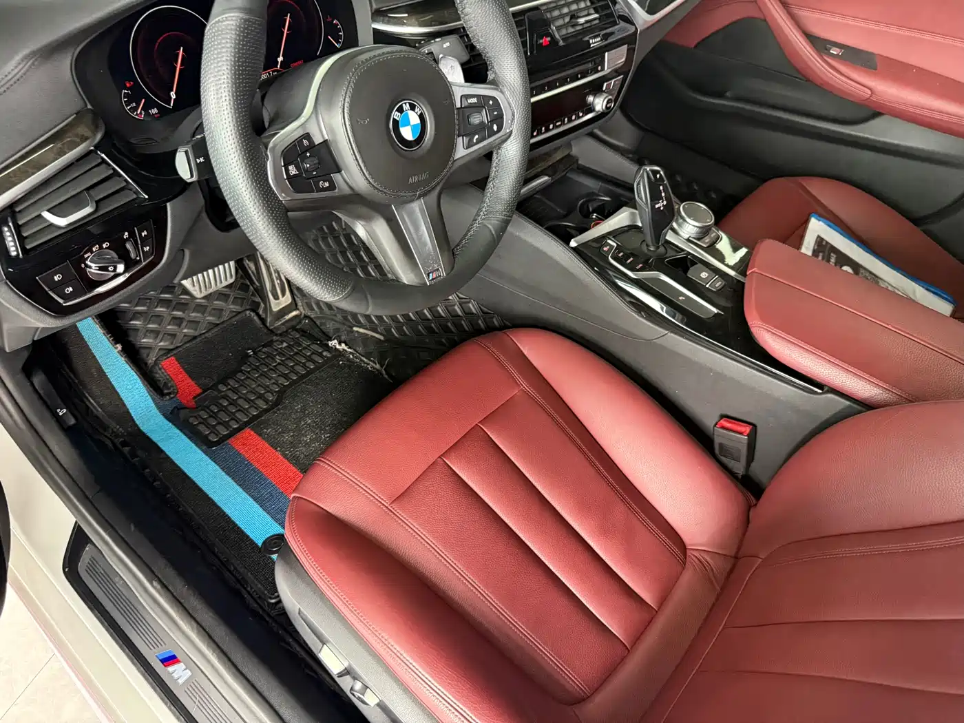BMW 5 Series 2019 530Li xDrive M Sport Package фото 3