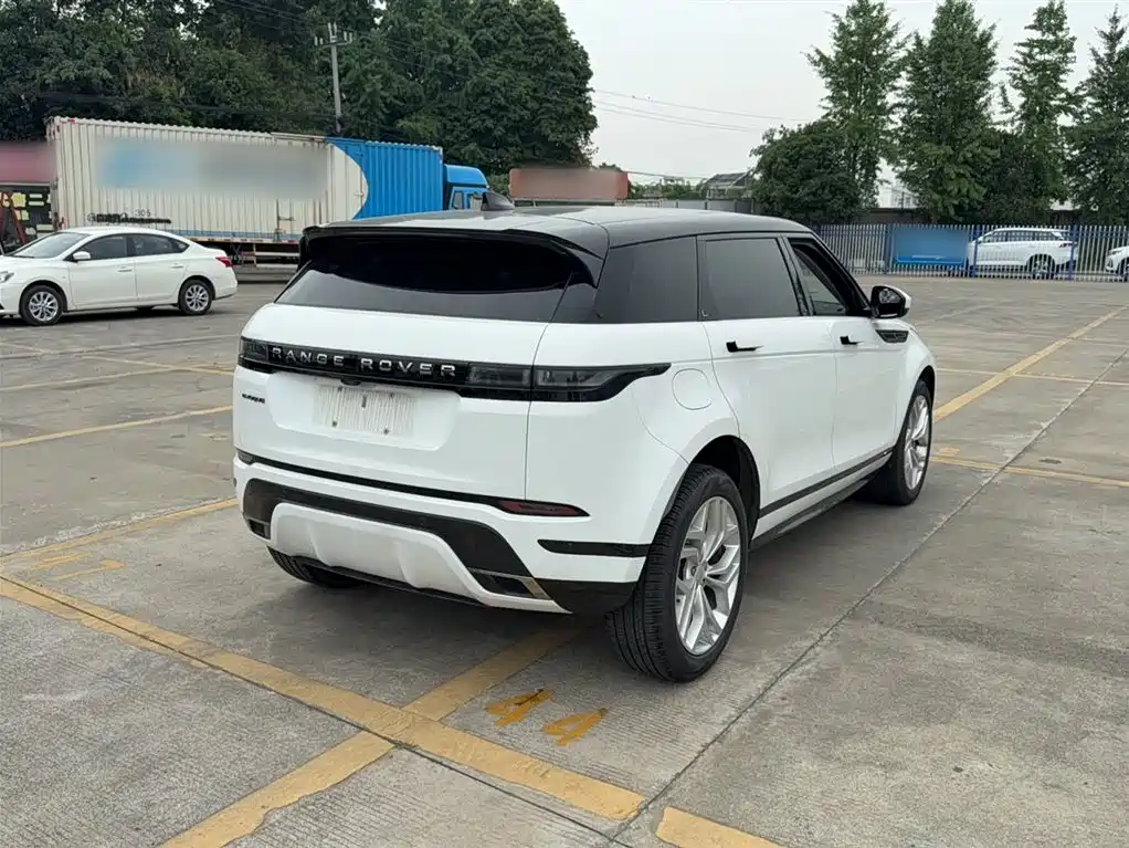 Land Rover Range Rover Evoque 2021 Range Rover Evoque L 200PS R-Dynamic Standard Elite Edition фото 7