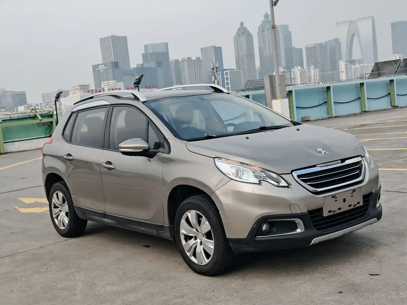 PEUGEOT 2008