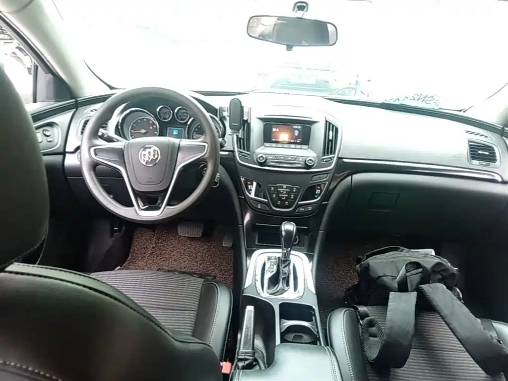 Buick Regal 2015 1.6T Leading Tech Edition фото 10
