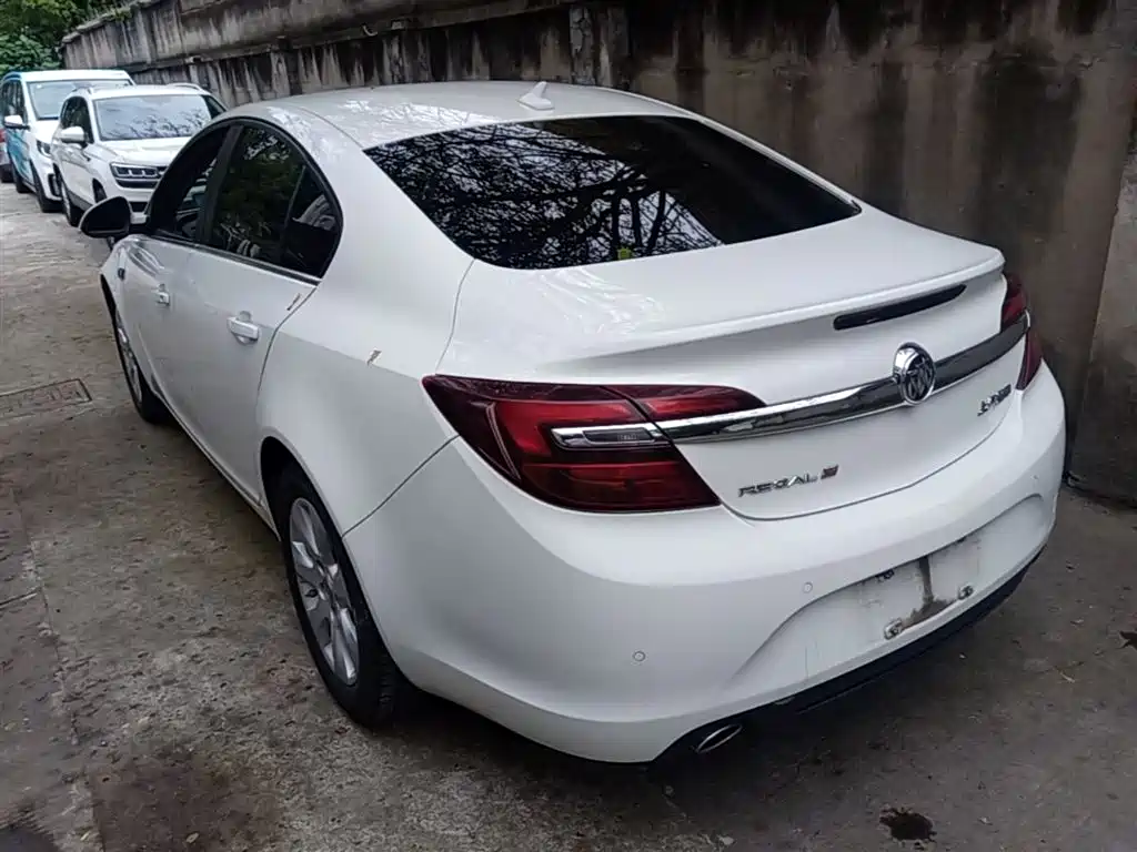 Buick Regal 2015 1.6T Leading Tech Edition фото 5