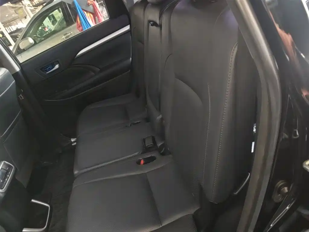 Toyota Highlander 2017 2.0T 4WD Premium 7-Seater фото 17