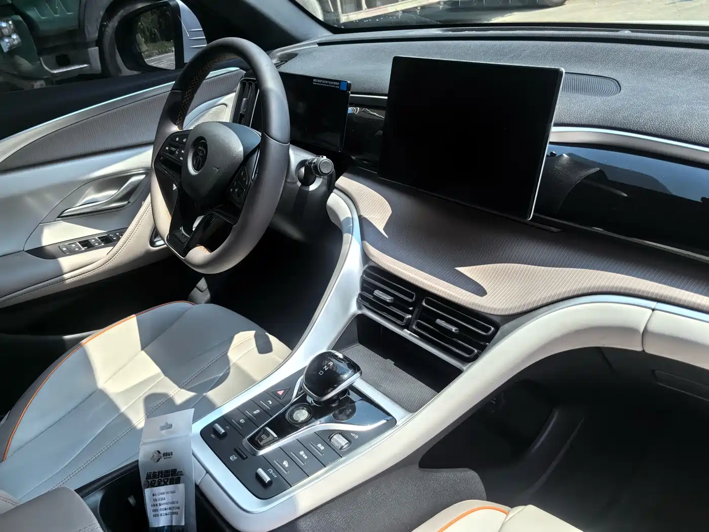 BYD Song Pro New Energy 2024 Glory Edition DM-i 71KM Leading фото 6