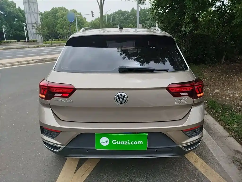 Volkswagen T-ROC 2018 230TSI DSG 2WD Progressive China V фото 6