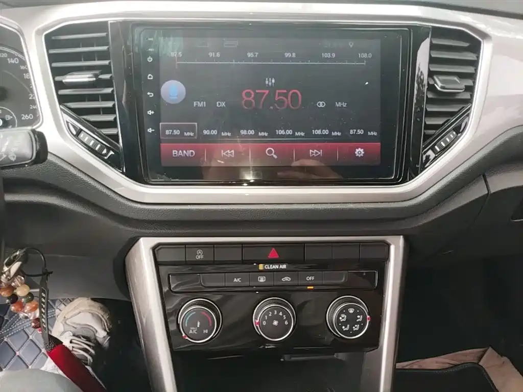 Volkswagen T-ROC 2018 230TSI DSG 2WD Progressive China V фото 13