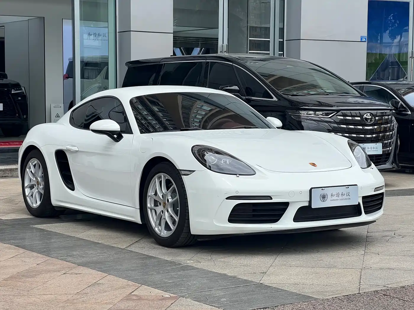 Porsche 718 2022 Cayman 2.0T фото 2
