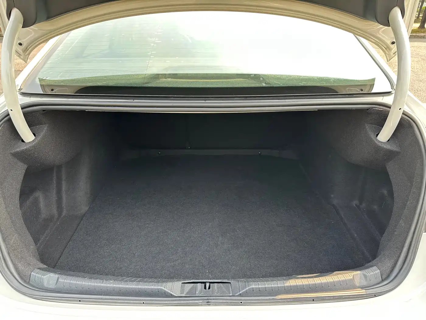 Volkswagen Lamando 2015 230TSI DSG Style фото 16