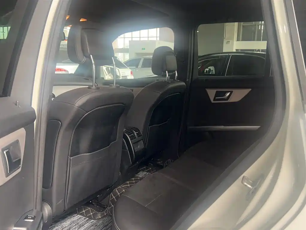Mercedes-Benz GLK-Class 2015 GLK 260 4MATIC Dynamic Ultimate Edition фото 12