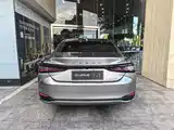 Фото 5 - Lexus ES