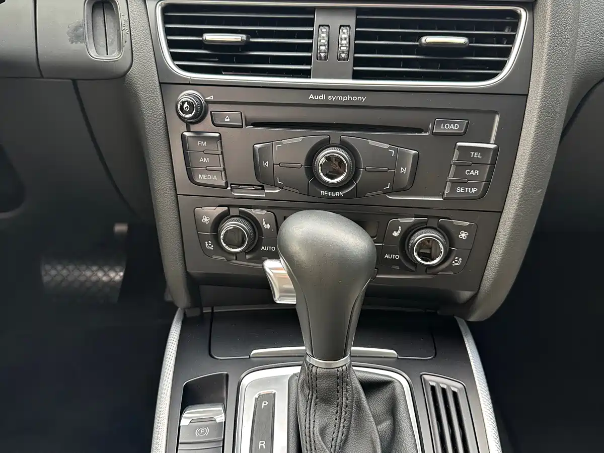 Audi A5 (Import) 2010 2.0TFSI Sportback Comfort фото 15